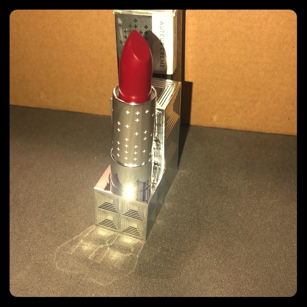 BELLE EN ARGENT Lip Color in Smoking on Screen